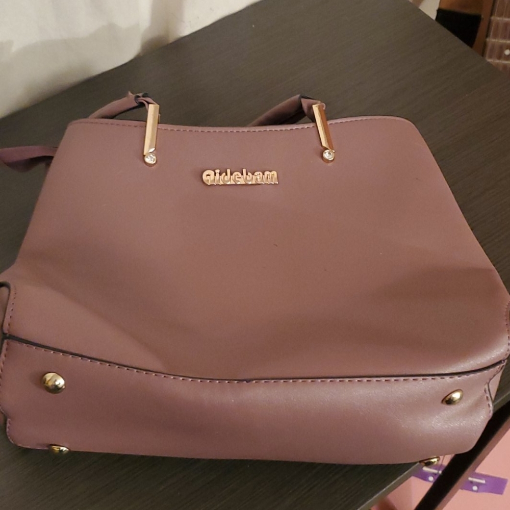 Light Purple Hand Bag with Shoulder Strap Inside